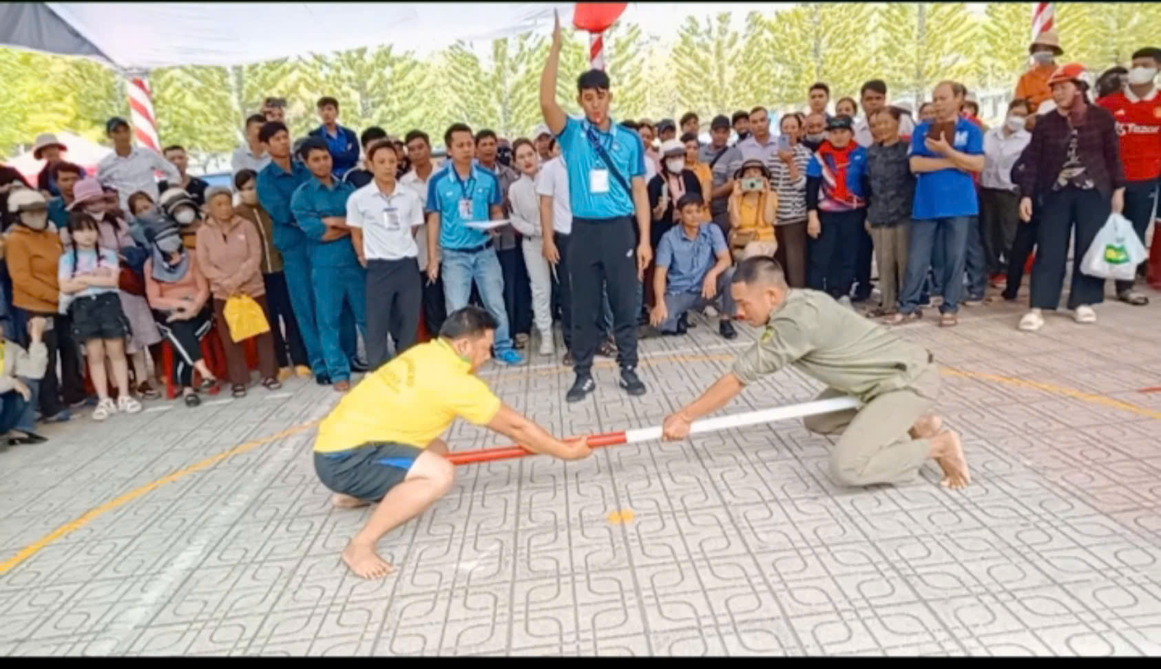dẩy gậy